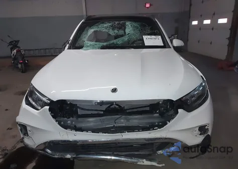 2025 Mercedes-Benz Glc 300 4Matic Suv from USA, damaged, VIN W1NKM4HB9SF268869